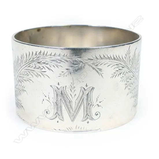 Frank Grady (Wellington) silver napkin ring,